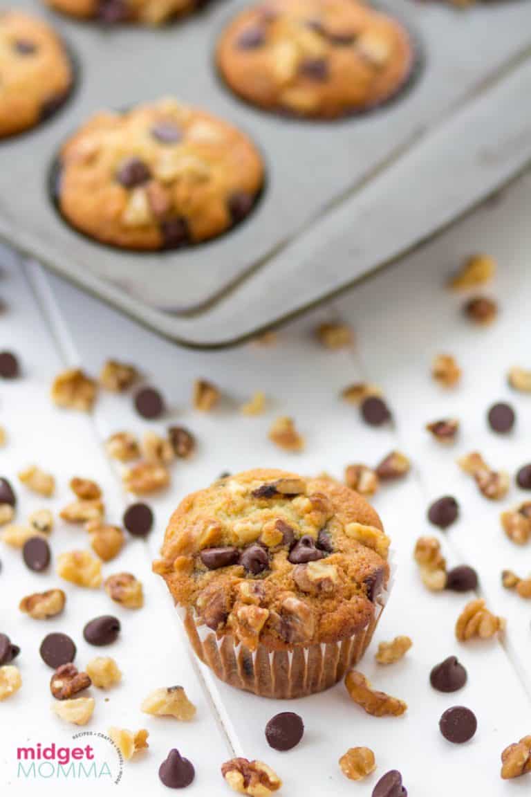 chocolate-chip-banana-walnut-muffins-chunky-monkey-muffins