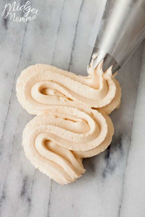 Peanut Butter Buttercream Frosting • MidgetMomma