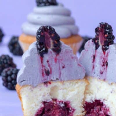 blackberry cupcake