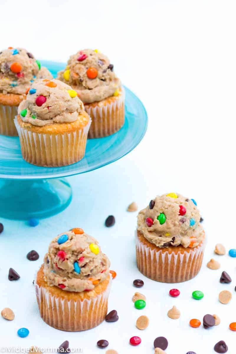 monster cookie frosting cupcakes