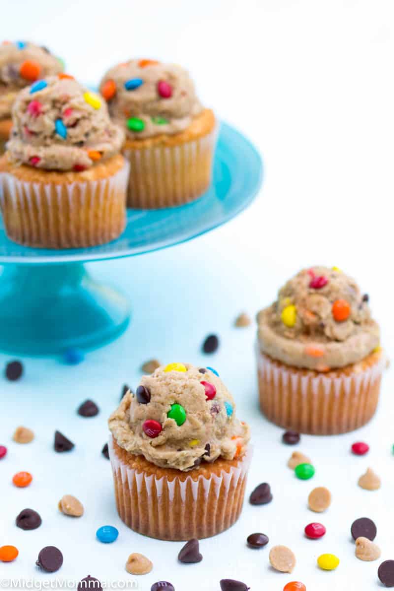 monster cookie frosting cupcakes