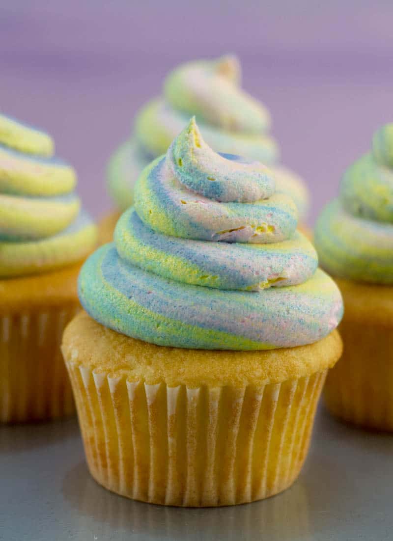 unicorn swirl cupcakes