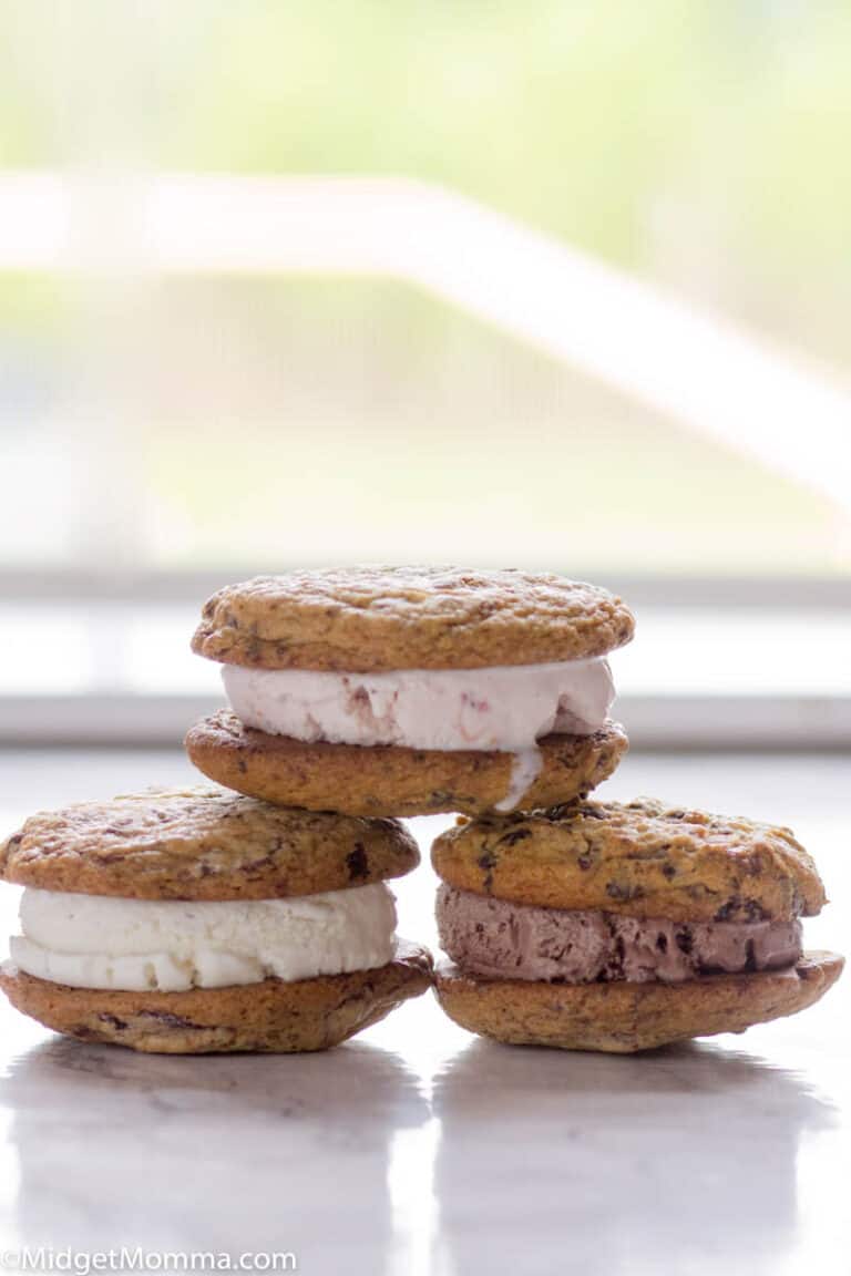 Chocolate Chip Cookie Ice Cream Sandwiches • MidgetMomma