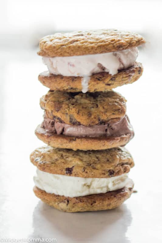 Chocolate Chip Cookie Ice Cream Sandwiches • MidgetMomma