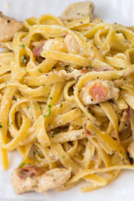 Rich and Creamy One Pot Chicken Alfredo • MidgetMomma