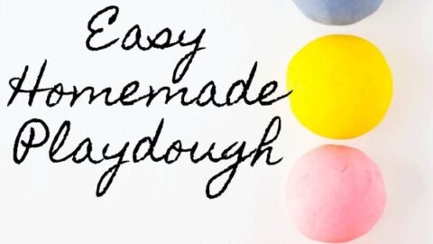 easy homemade playdough recipe. This homemade playdough is so much fun to make with the kids! The kids will love making this diy playdough in the colors that they pick! #playdough #diy #craftsforkids