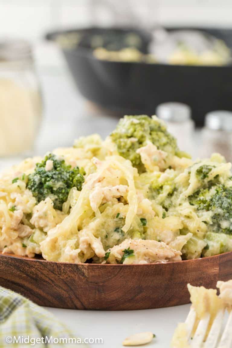 Chicken and Broccoli Alfredo Spaghetti Squash Recipe