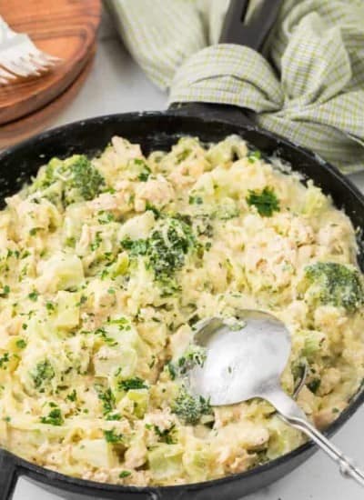 cropped-Chicken-and-Broccoli-Alfredo-Spaghetti-Squash-26.jpg