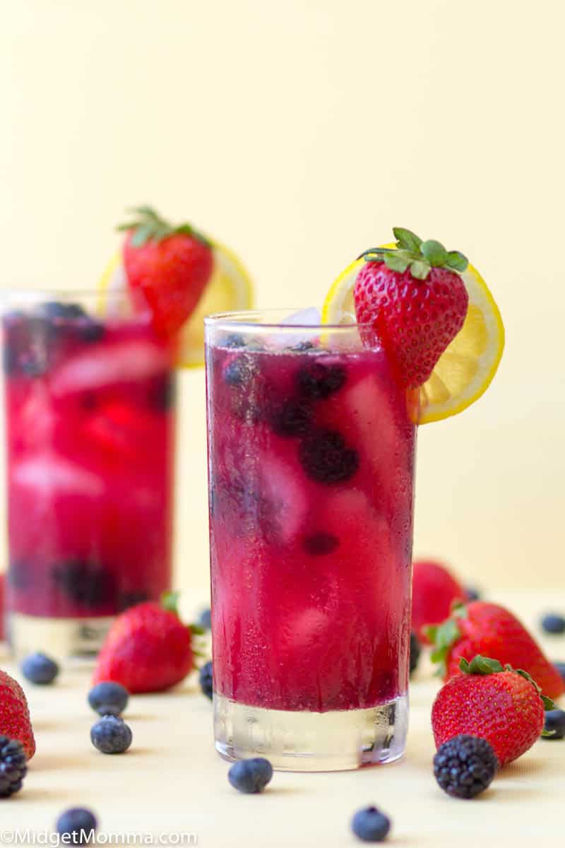 Refreshing Berry Lemonade (Made with Strawberries, Blueberries