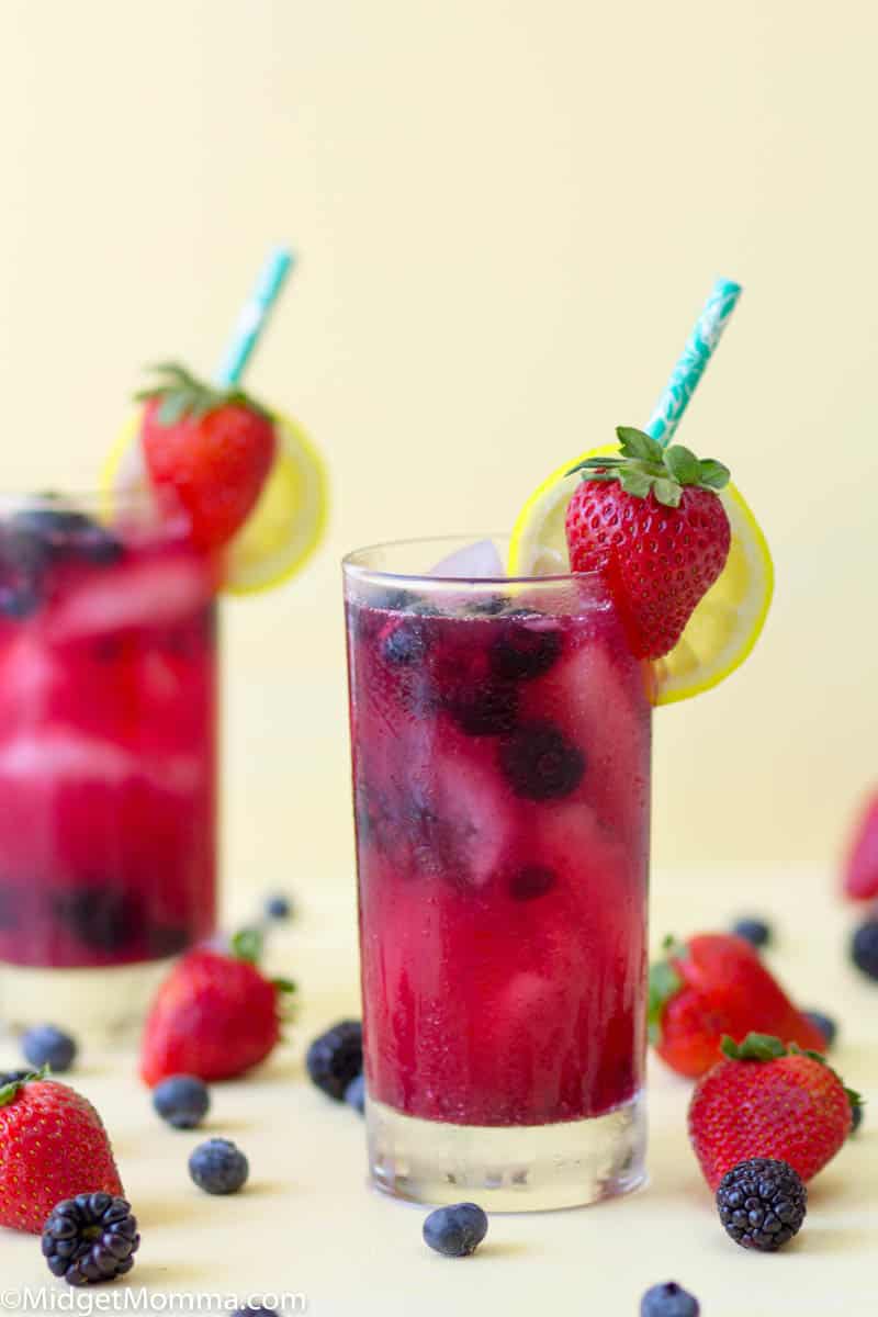 Refreshing Berry Lemonade (Made with Strawberries, Blueberries