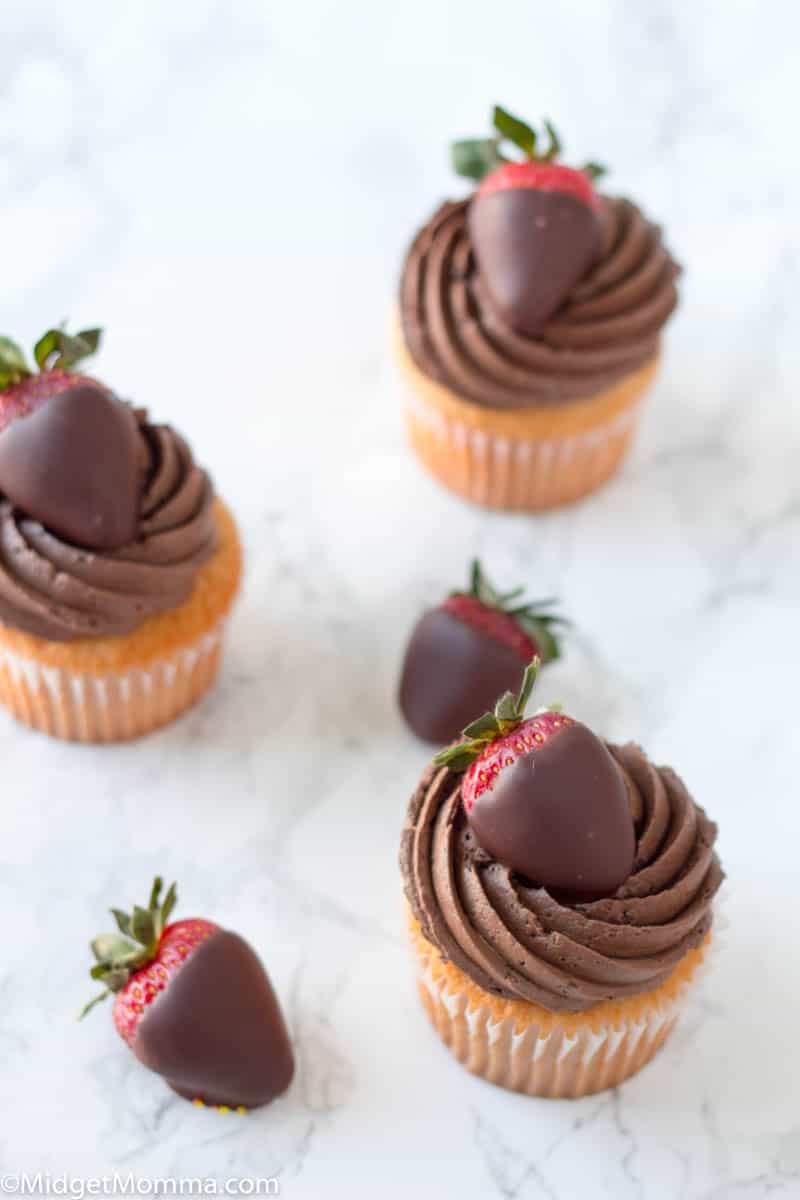 Chocolate Covered Strawberry Cupcakes