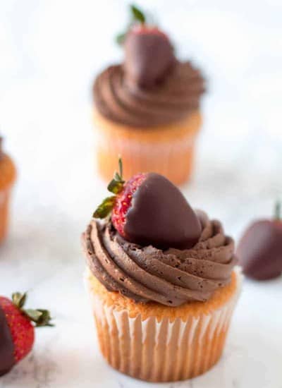 Chocolate Covered Strawberry Cupcakes