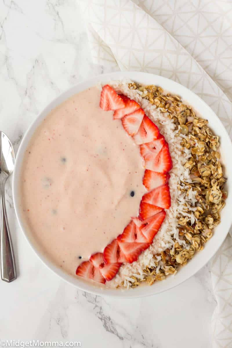 Banana Berry Smoothie Bowl