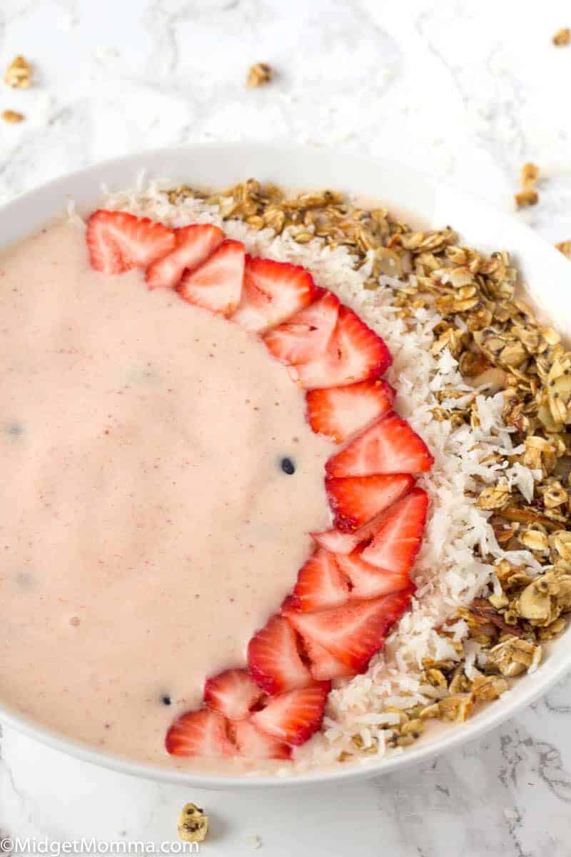 Banana Berry Smoothie Bowl