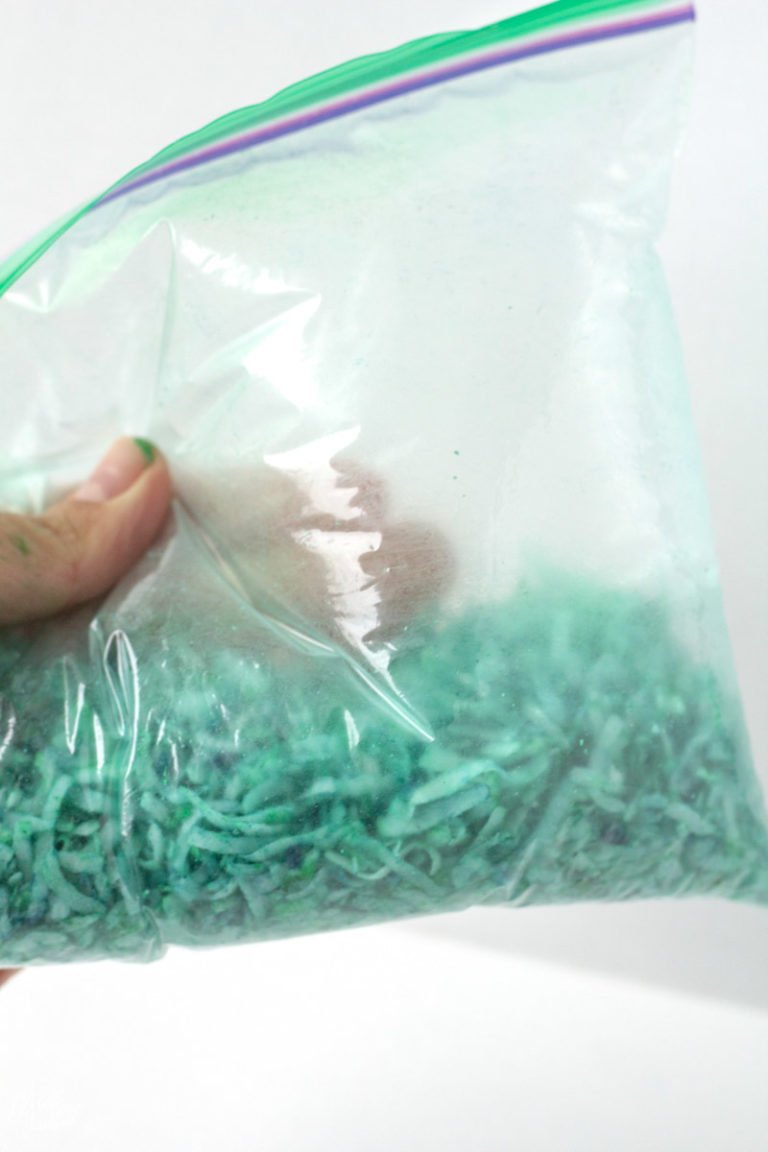 How to Color Coconut (ONLY 2 Ingredients & 2 Minutes!) • MidgetMomma