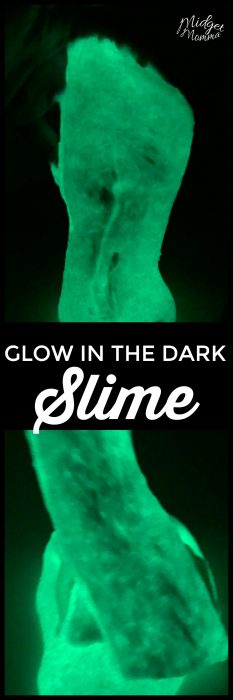 This homemade slime recipe is easy to make and the kids will love it! Homemade glow in the dark slime that has no borax is a great slime for the little kids. This glow in the dark slime is an easy slime recipe that is great for kids to enjoy. #Slime #SlimeRecipe #GlowInTheDark