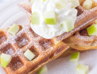 Apple waffles recipe