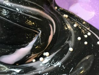 This Galaxy Swirls slime Recipe is made with no borax homemade slime. A mix of black slime and pink slime with fun slime add ins this easy slime recipe is one the kids will love. #slime #blackslime #pinkslime #HomemadeSlime #GalaxySlime #NoBoraxSlime #EasySlime