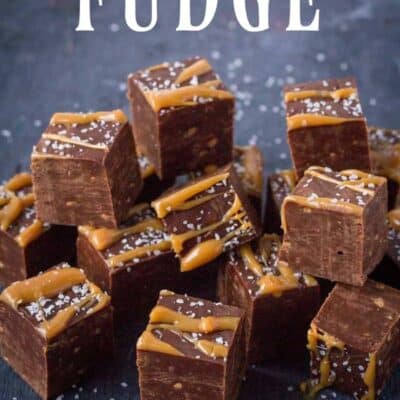 This Salted Caramel Chocolate Fudge is amazing. A fun twist on salted caramel fudge with a hint of chocolate! #fudge #caramel #chocolate #SaltedCarmel #ChocolateFudge #CaramelFudge #ChocolateCaramel