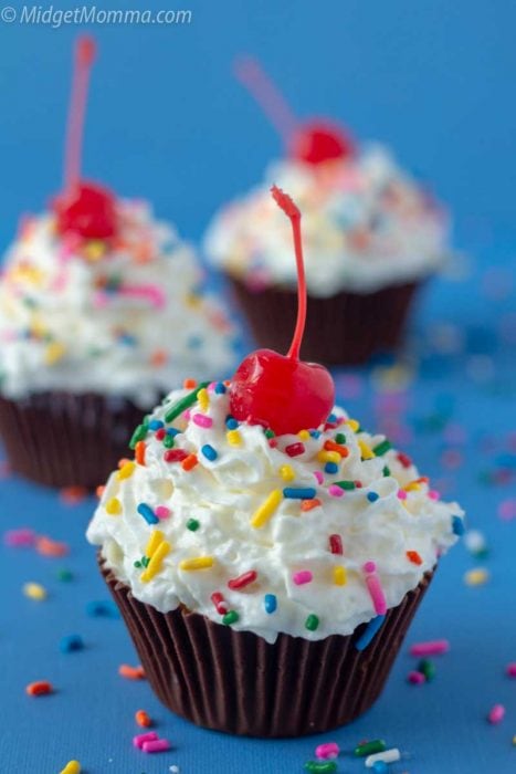 ice cream cupcake dessert