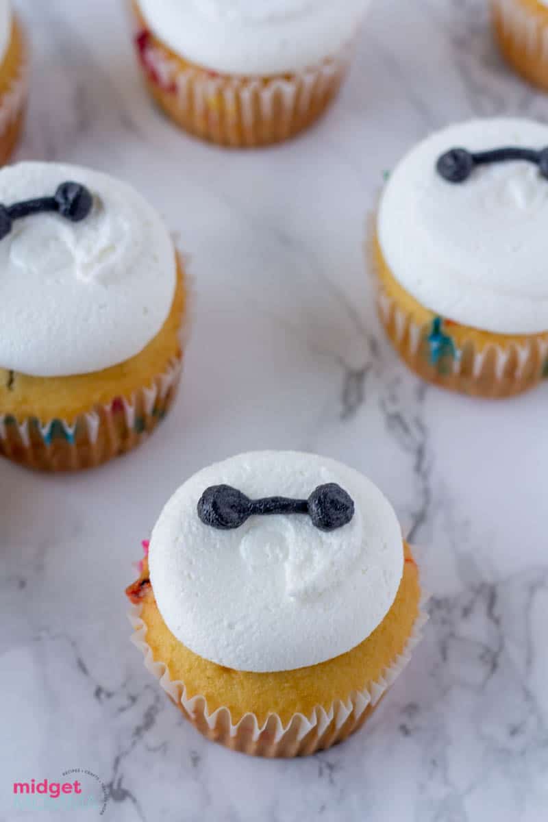 Big Hero Six Baymax Cupcakes