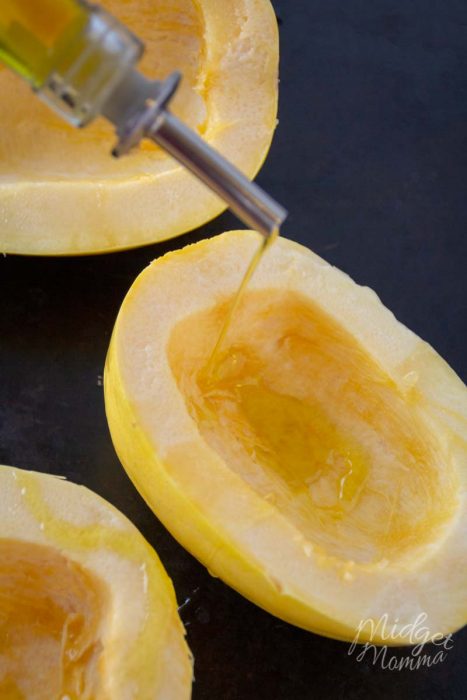 how to cook spaghetti squash in the oven