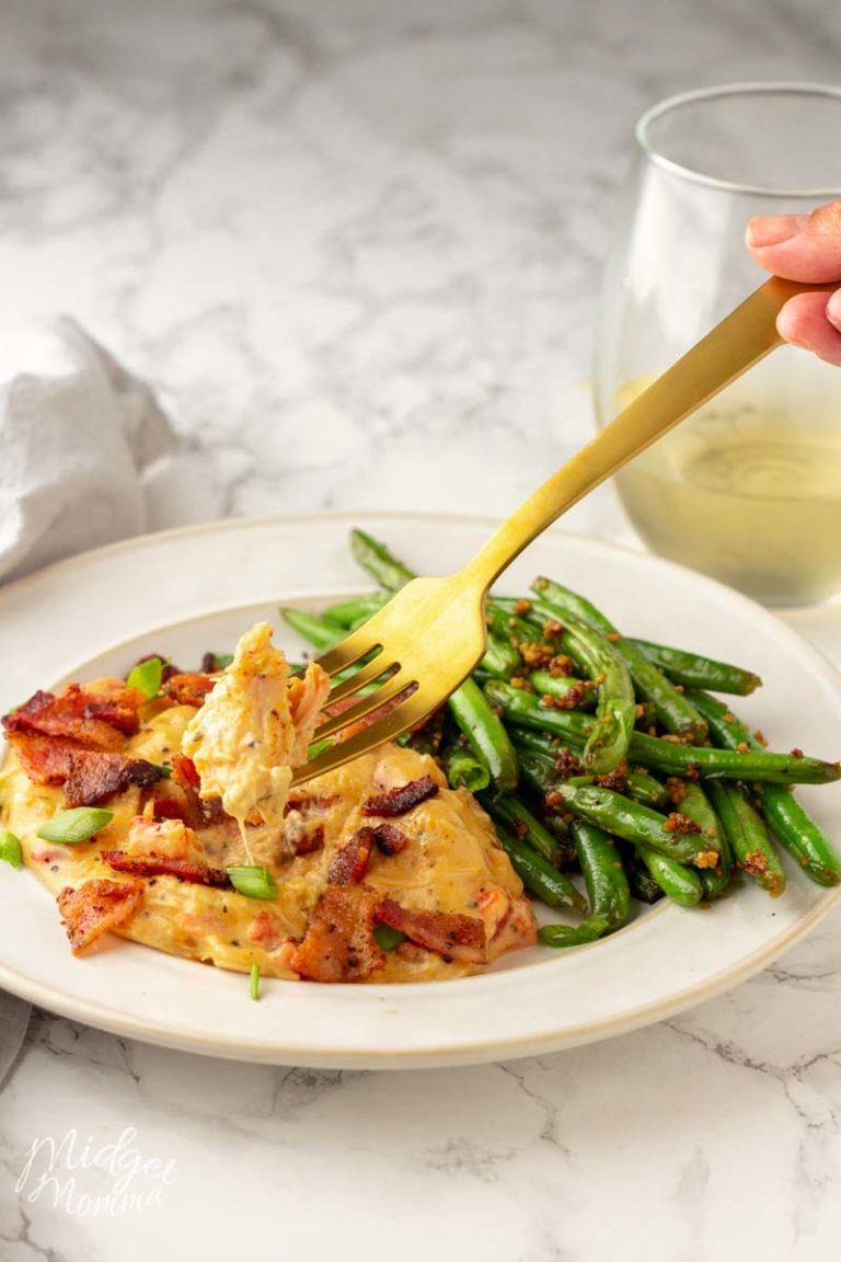 Buffalo Chicken Celery Sticks (Easy Keto Appetizer or Lunch!)
