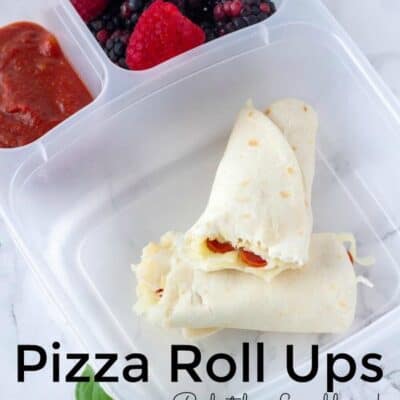 Pizza Roll up is a simple and fun pizza lunch box idea. This Easy Pizza Roll up Recipe makes kids lunches fun for back to school. #Pizza #lunchbox #EasyRecipe #PizzaRecipe #PizzaLunch