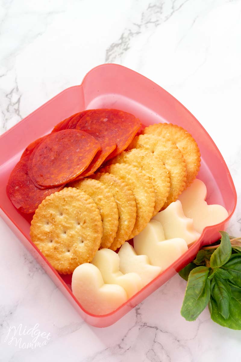 pizza crackers lunch