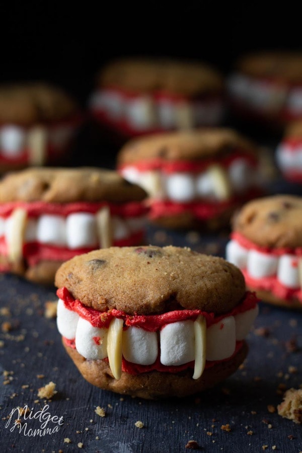 7 vampire cookies sitting together