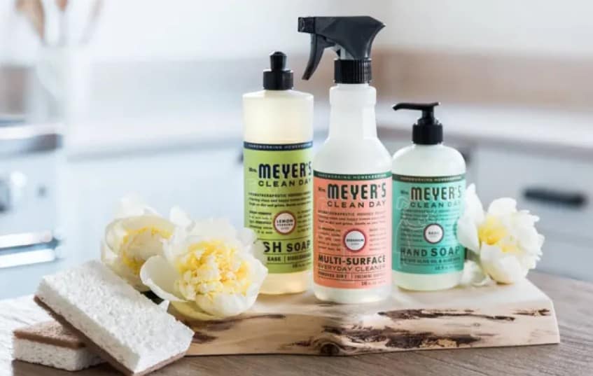 How to Score a FREE Mrs. Meyer’s Cleaning Set w/ Your First Grove Order