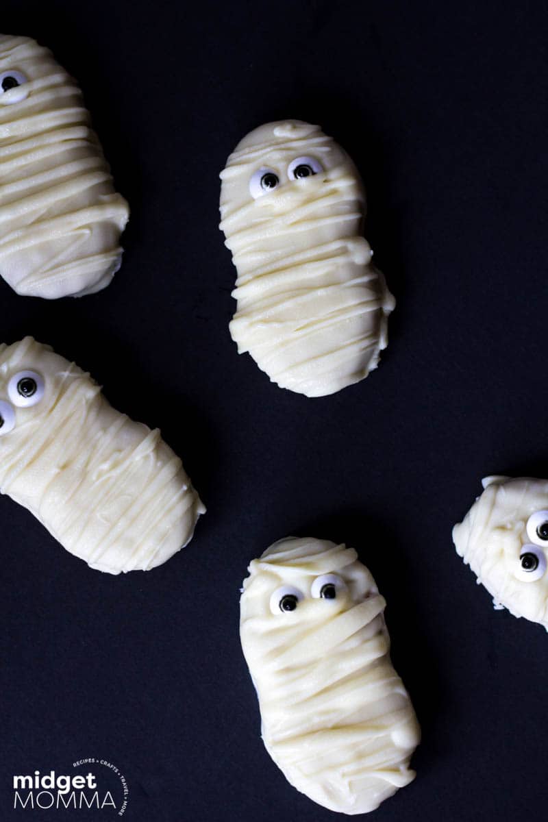 Mummy Nutter Butter Cookies