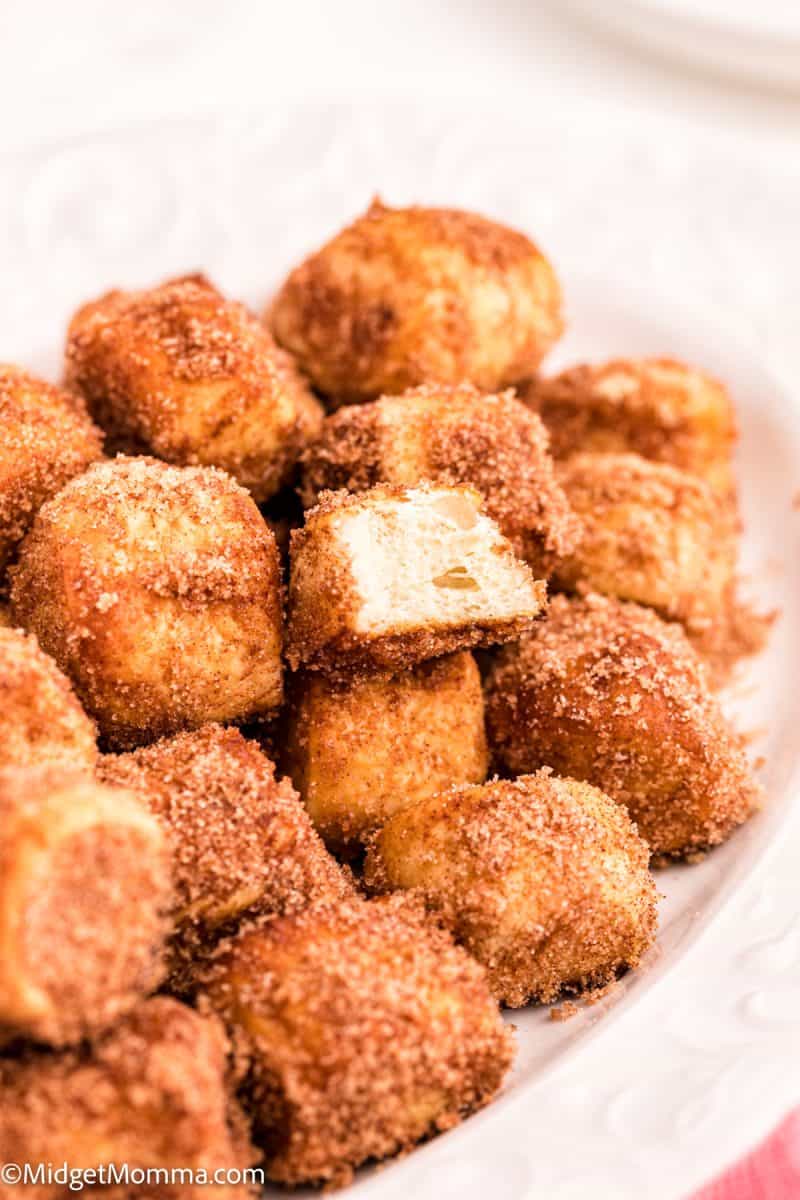 https://www.midgetmomma.com/wp-content/uploads/2018/11/Cinnamon-Sugar-Pretzel-Bites-30-800x1200.jpg