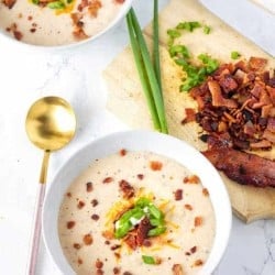 This crockpot Bacon Cheddar Cauliflower Soup is an amazing cauliflower soup, made in the crockpot. Simple and fresh ingredients make this Bacon Cheddar Cauliflower Soup one of my favorites!