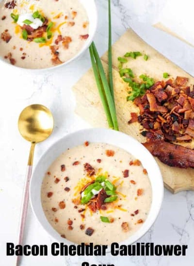 This crockpot Bacon Cheddar Cauliflower Soup is an amazing cauliflower soup, made in the crockpot. Simple and fresh ingredients make this Bacon Cheddar Cauliflower Soup one of my favorites!