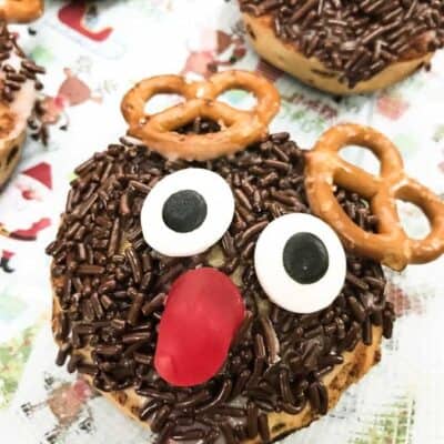 Reindeer Cinnamon Rolls