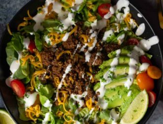 Low Carb Taco salad. Make taco night full of flavor while being low carb and keto friendly with this low carb taco salad! #lowcarb #taco #beef #keto