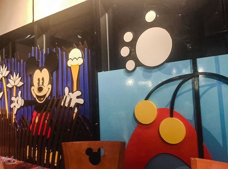 Dine with Mickey at Disney World