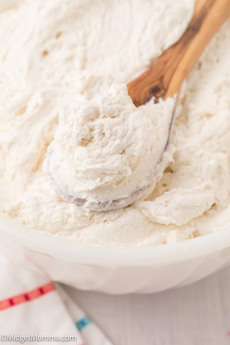 BEST Buttercream Frosting Recipe (Fluffy Bakery Style Buttercream)