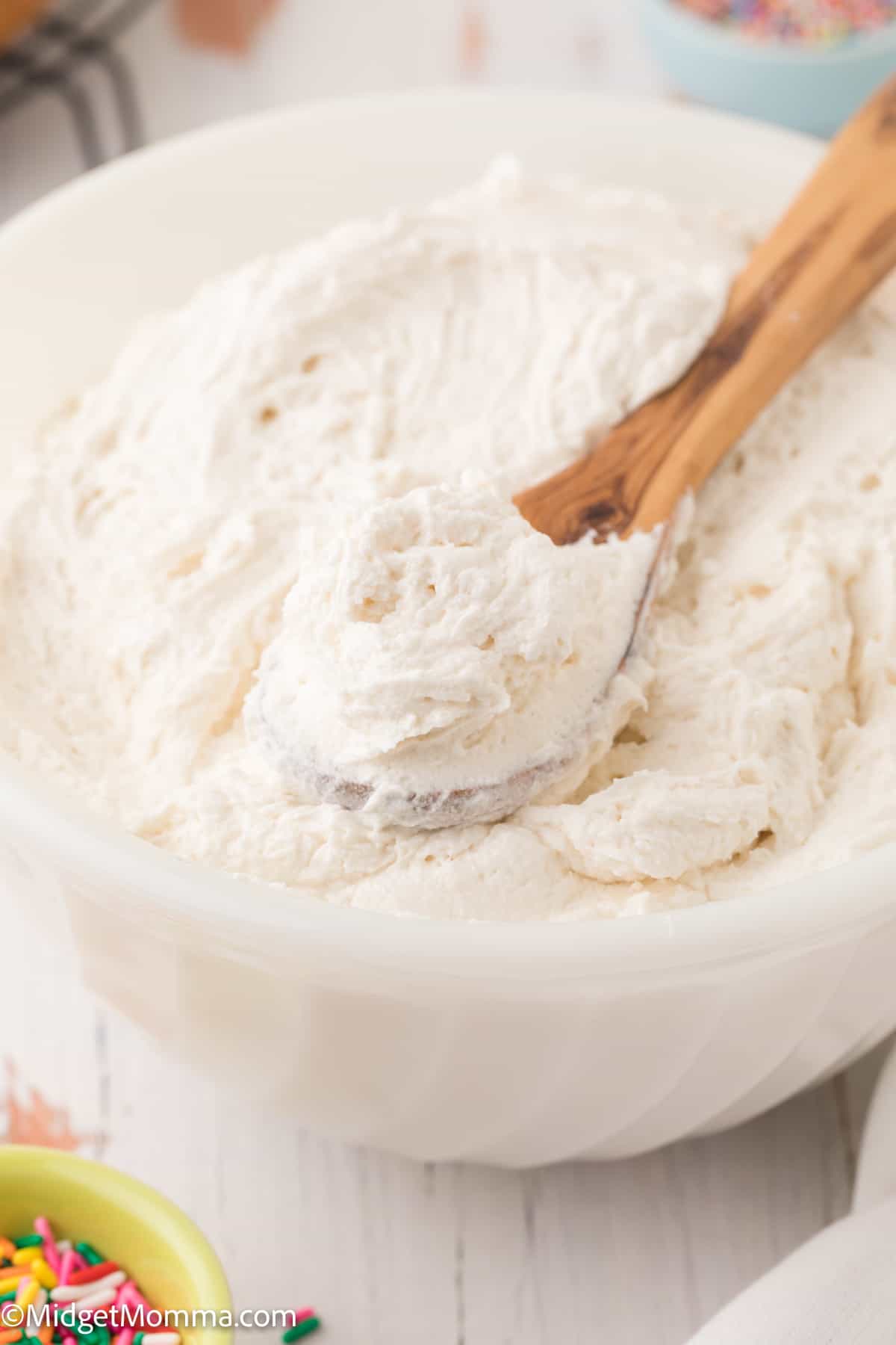 Vanilla buttercream Frosting recipe