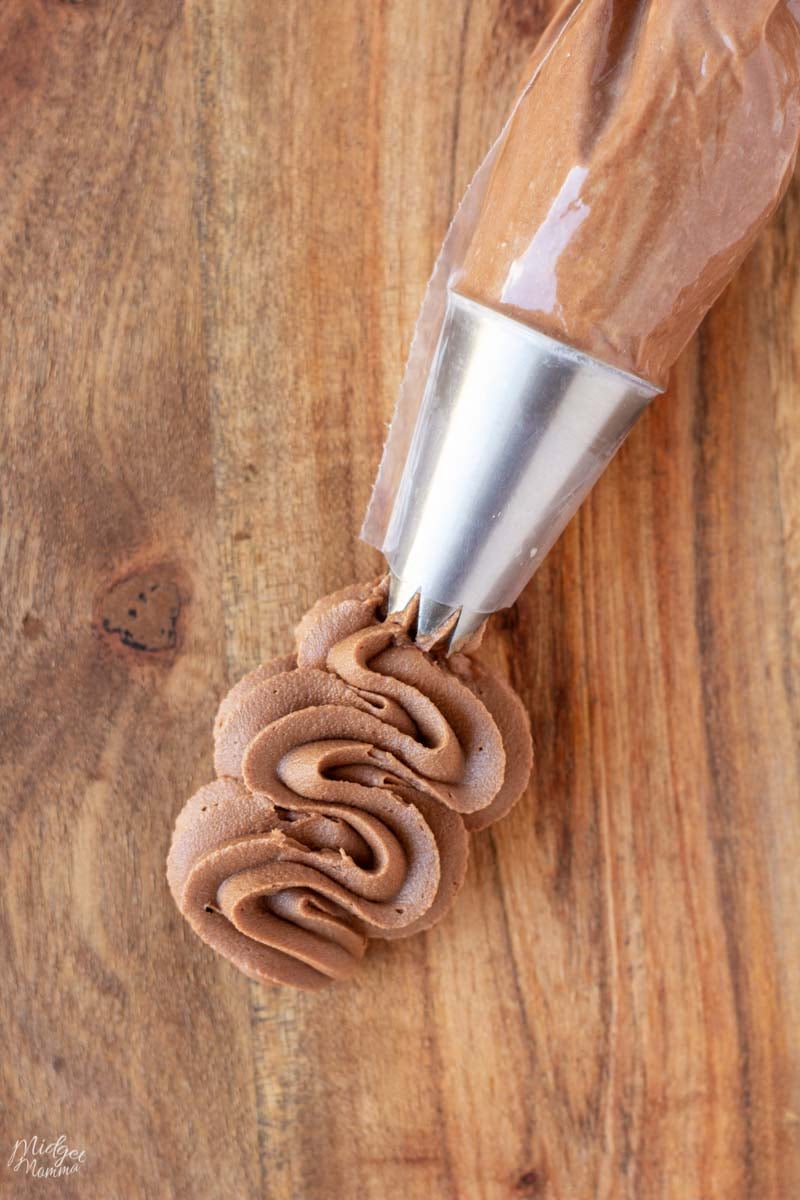 keto chocolate frosting in a piping bag
