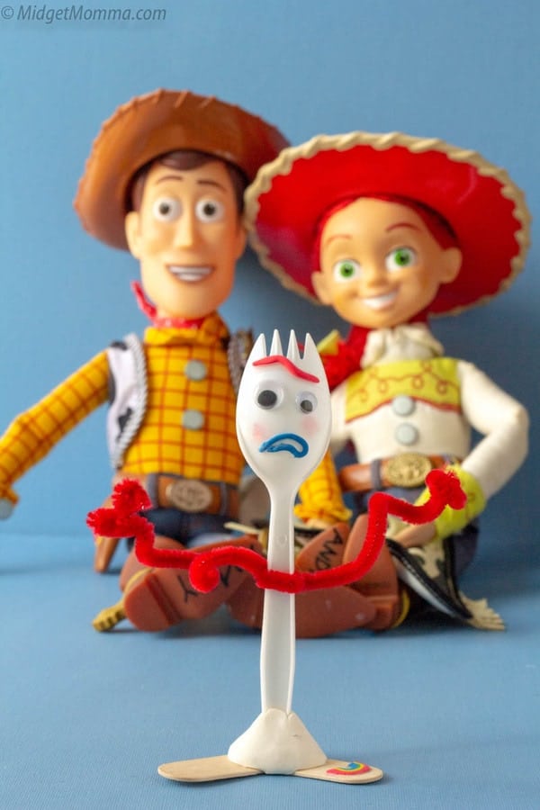 How to Build Forky from Toy Story 4 Disney DIY Arts & Crafts for Kids 