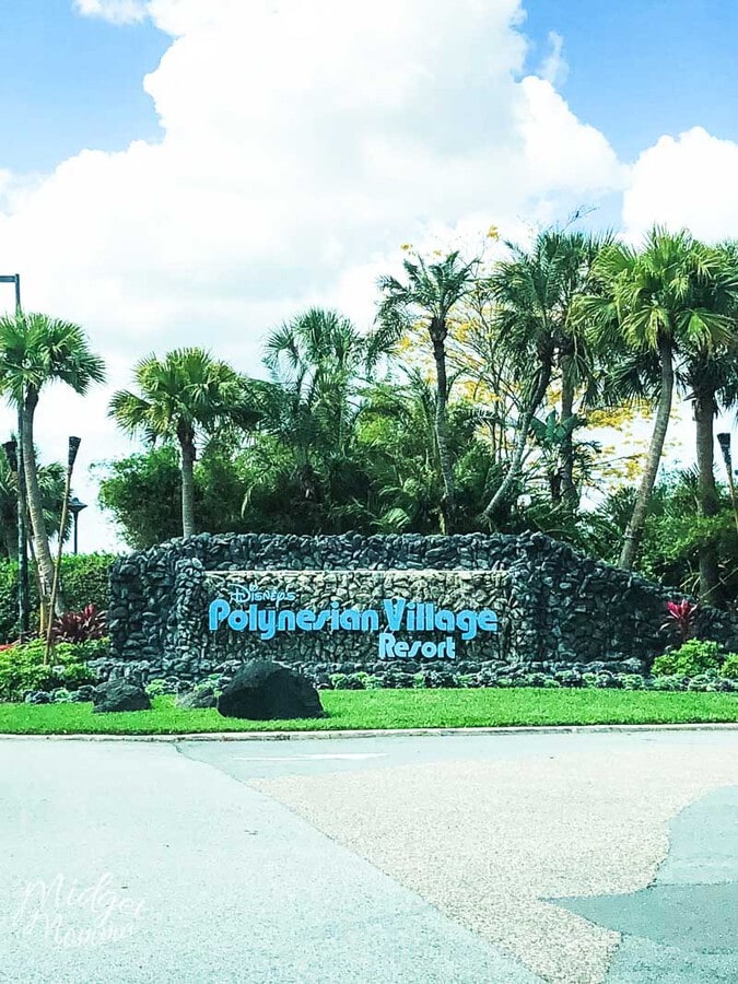 How to Book Disney Vacation Club. You don't need to own the DVC timeshare to be able to use the Disney Vacation Club Resort rooms! Find out how to save 50% or more on Disney Deluxe hotel rooms by renting Disney DVC points! #Travel #Disney #MidgetMomma