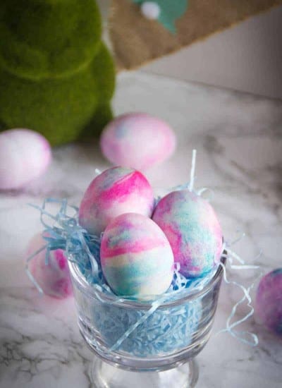 How to Dye Easter Eggs with Shaving Cream