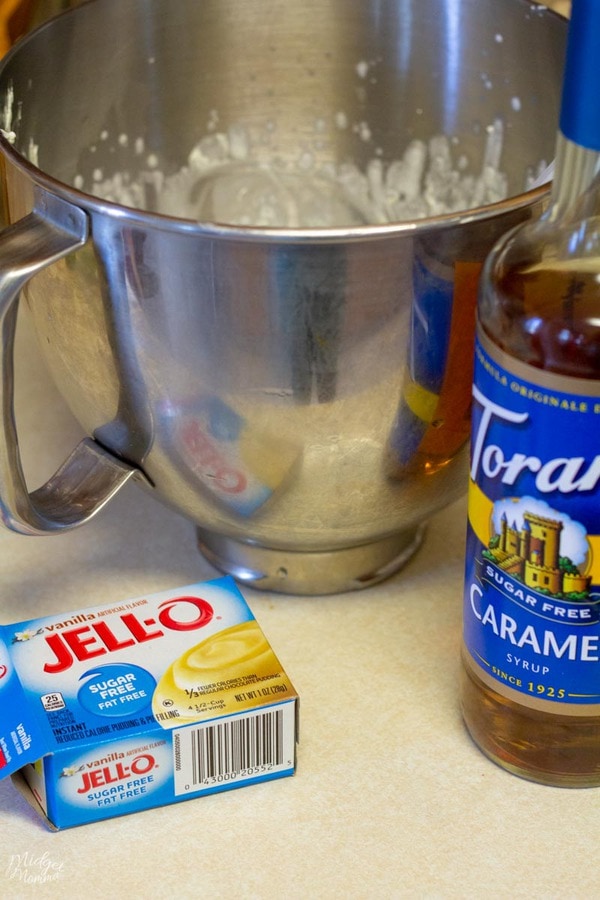 Sugar Free Caramel Frosting ingredients - Heavy cream, sugar free syrup, sugar free vanilla pudding mix