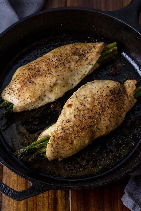 Chicken breasts stuffed with cheese and asparagus