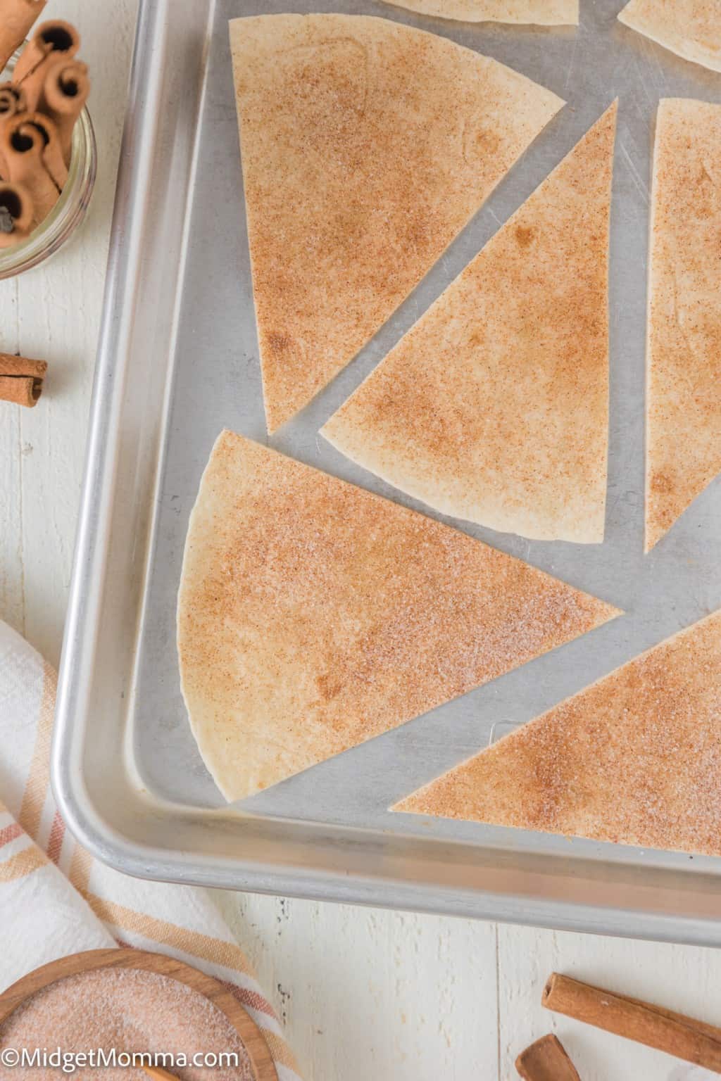 Baked Cinnamon Sugar Dessert Tortilla Chips (Churro Chips)