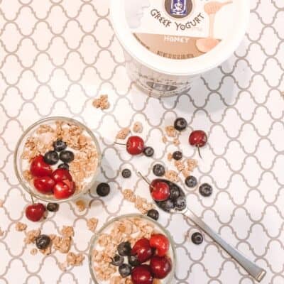 Fruit & Granola Greek Yogurt Parfaits with Greek Gods® Greek-Style Yogurt. #ad #Breakfast #MidgetMomma #Yogurt