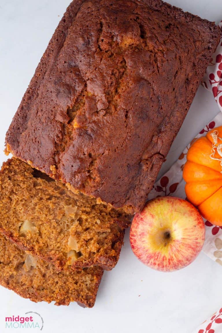 Moist and Deliscious Pumpkin Apple Bread! The BEST You will try this fall!