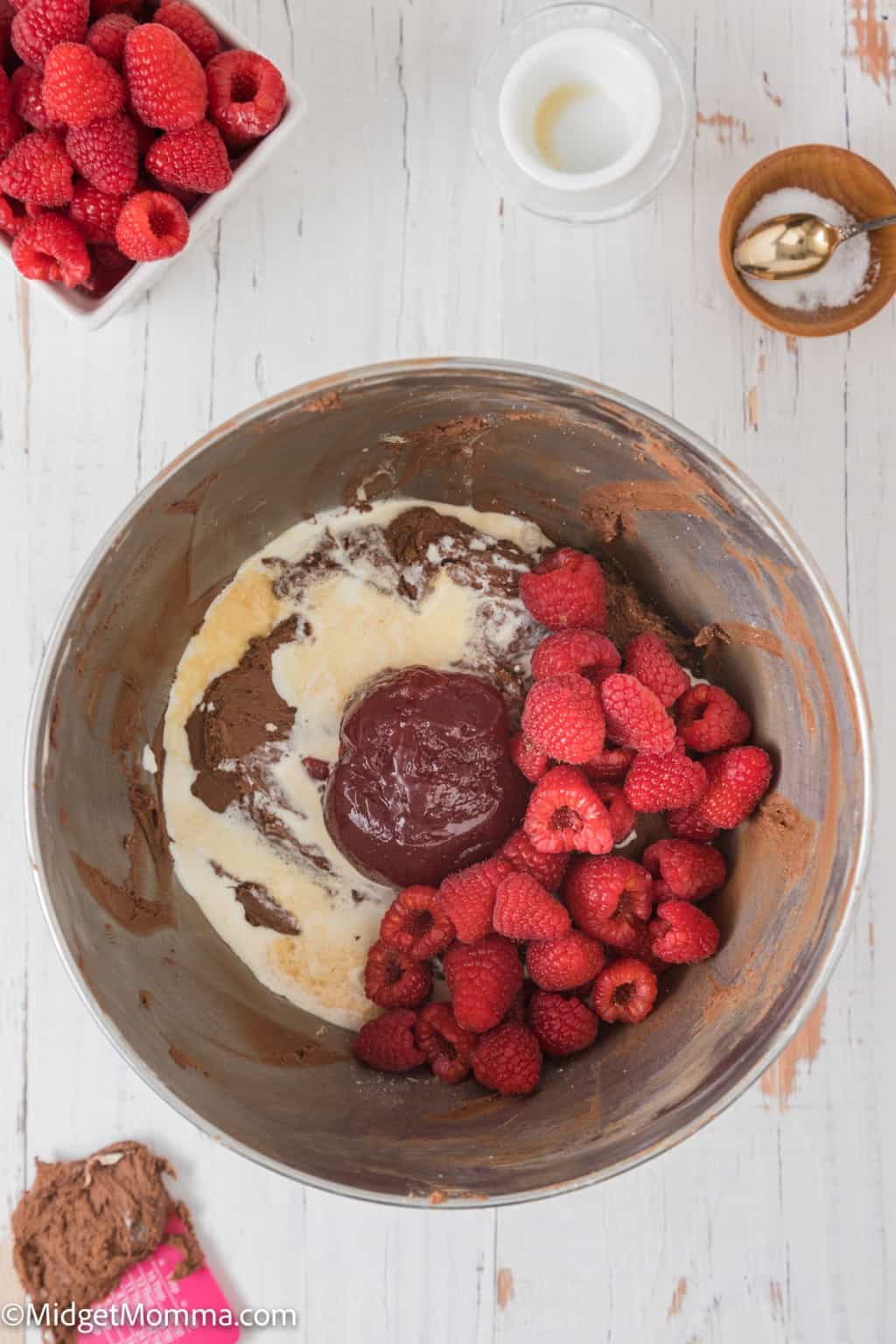 Chocolate Raspberry Buttercream Frosting Recipe • MidgetMomma